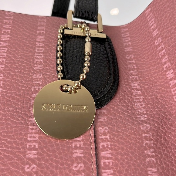 Steve Madden Large Logo Pebbled Leather Pink Tote Bag with Black Envelope Bag - Picture 4 of 14